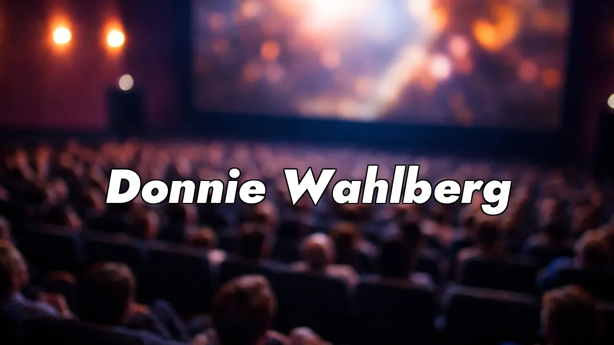 Donnie Wahlberg & Bridget Moynahan Reunite in Boston Blue
